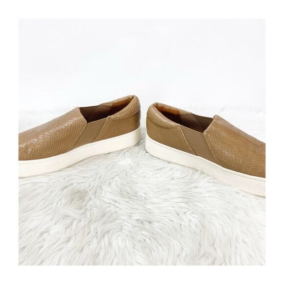 Vince Warren Size 9.5 Tan Women Snake-Embossed Leather Slip-On Platform Sneaker - Picture 9 of 13